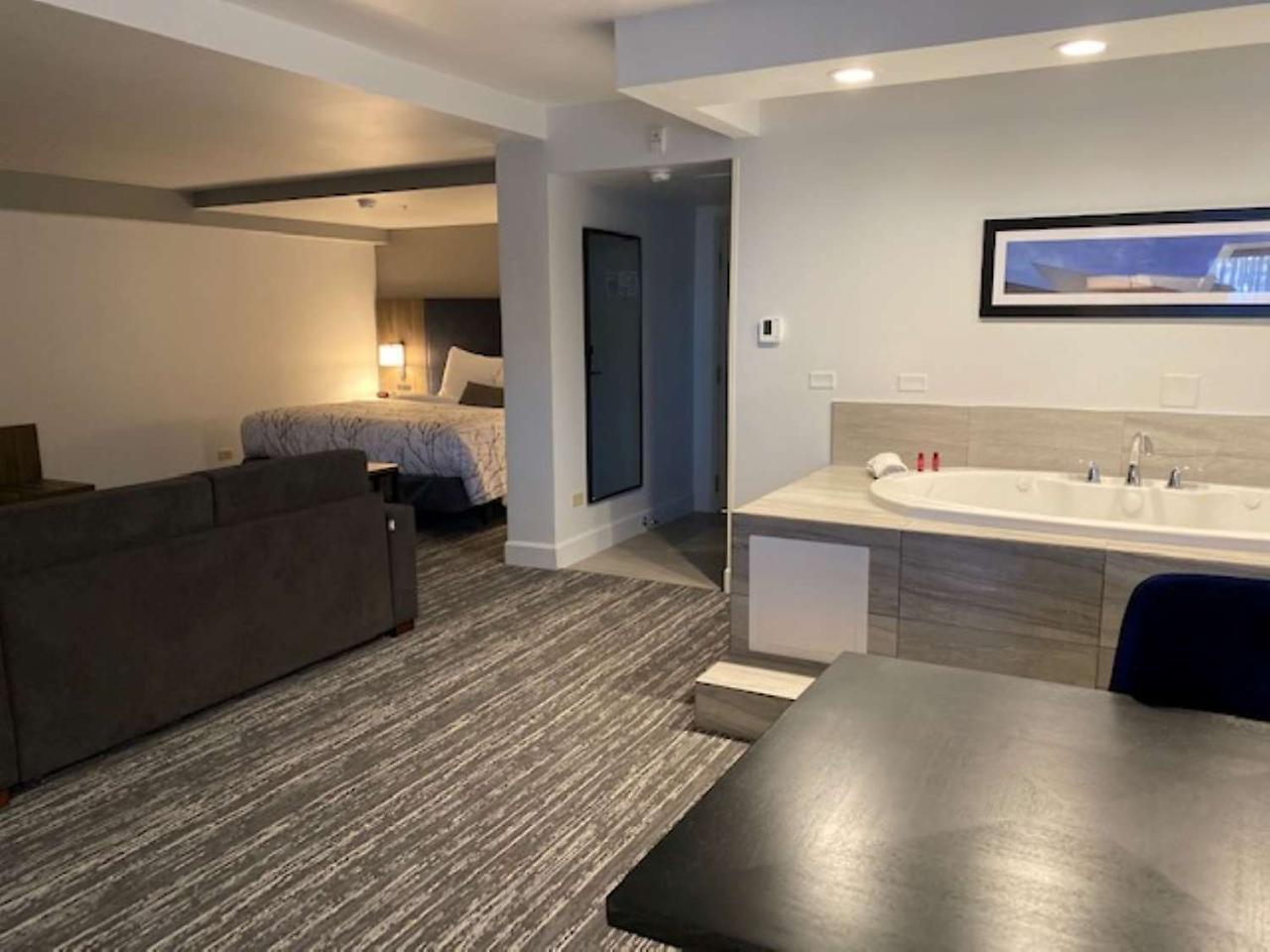 Western Premier East 3* DEN